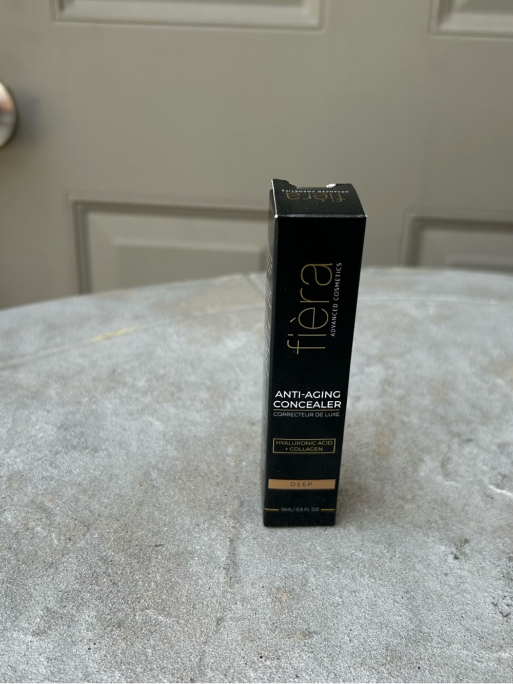 Fiera Anti-Aging Concealer - Deep - Picture 6 of 7